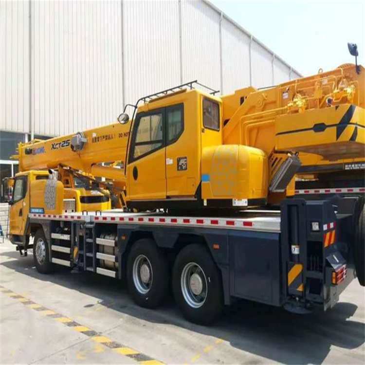 成都离这最近出租吊车电话