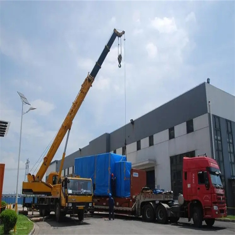 成都50吨吊车吊一次多少钱